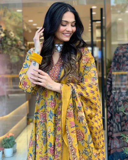 Yellow Cotton Printed Kurta and Pant With Cotton Mulmul Dupatta For Women