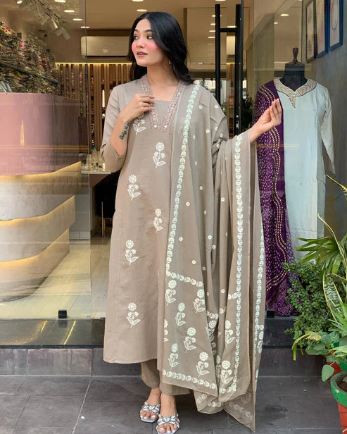 Grey Beautiful Pure Cotton Kurta Pant With Dupatta